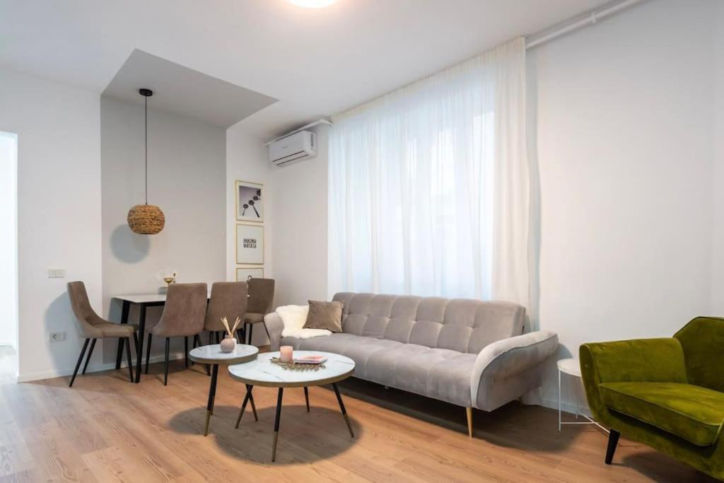 Old Town Bucharest Apartment Poiana 7 Εξωτερικό φωτογραφία