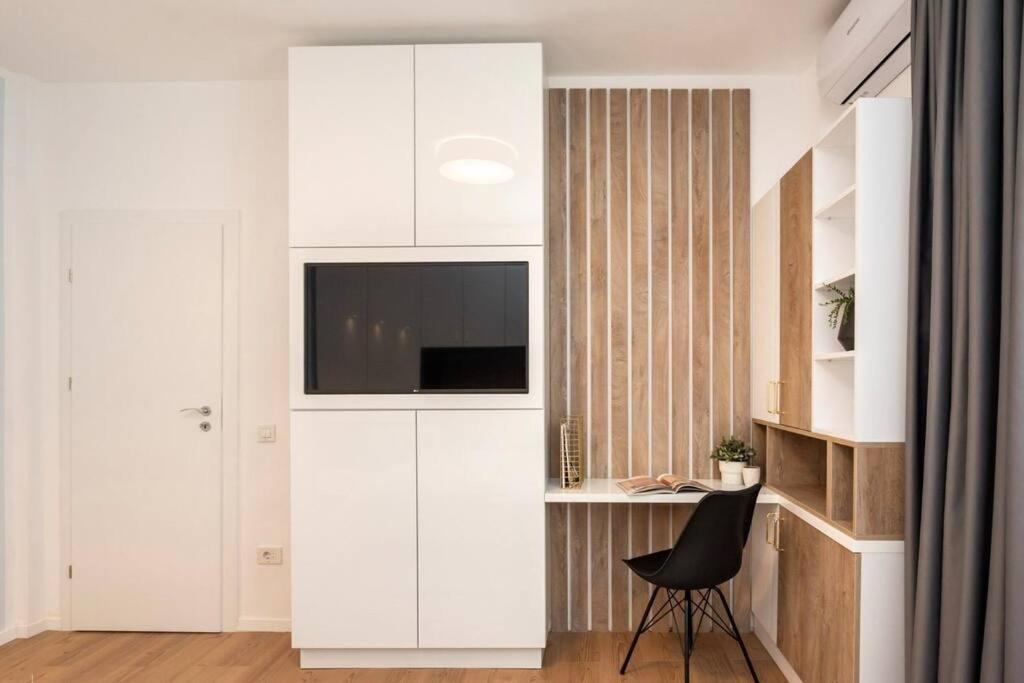 Old Town Bucharest Apartment Poiana 7 Εξωτερικό φωτογραφία