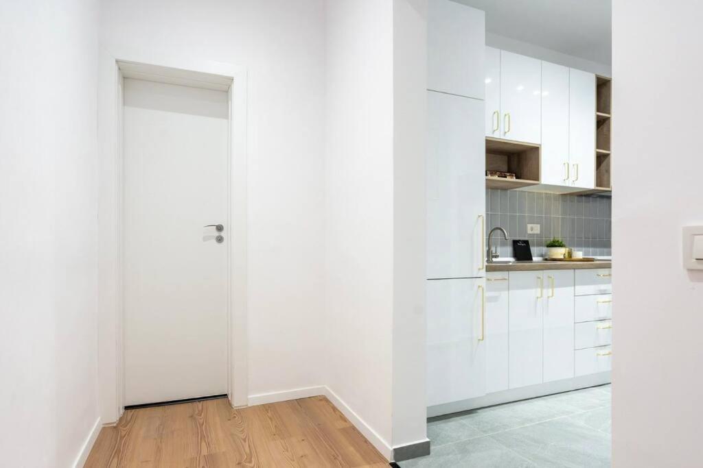 Old Town Bucharest Apartment Poiana 7 Εξωτερικό φωτογραφία